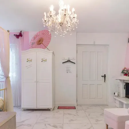 Claudetta Apartment *